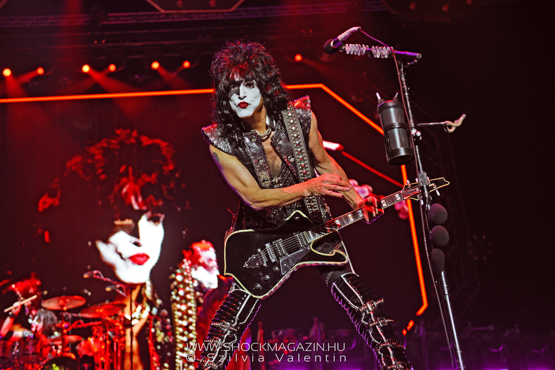 kiss_k2022_11