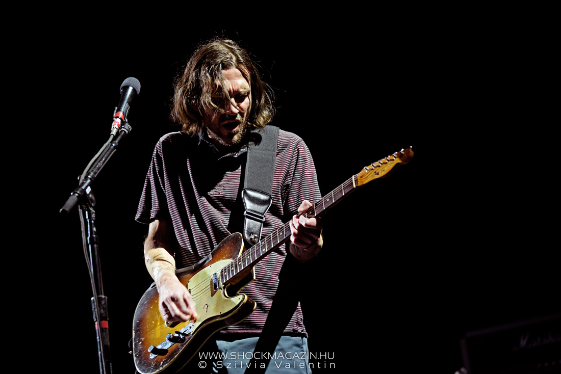 red_hot_chili_peppers_k2022_05