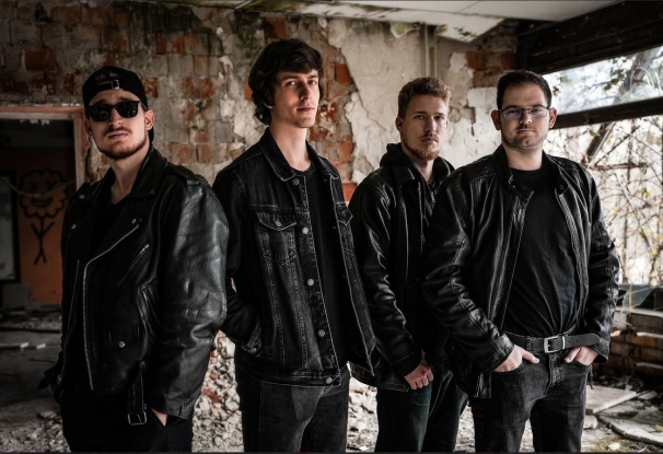 1218_gedeon_reflects