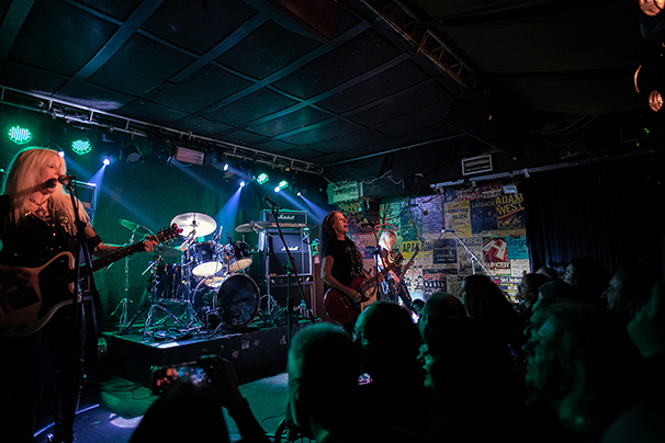 girlschool_1