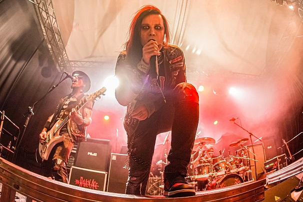 theravenage_1