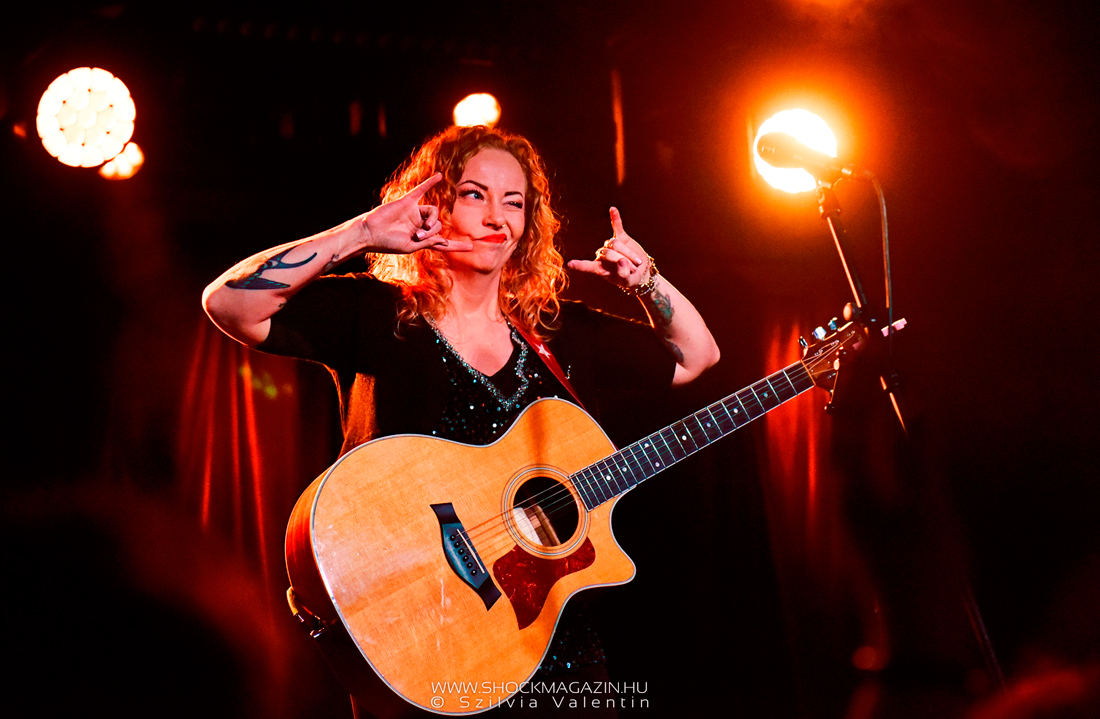 anneke_van_giersbergen_k2025_01